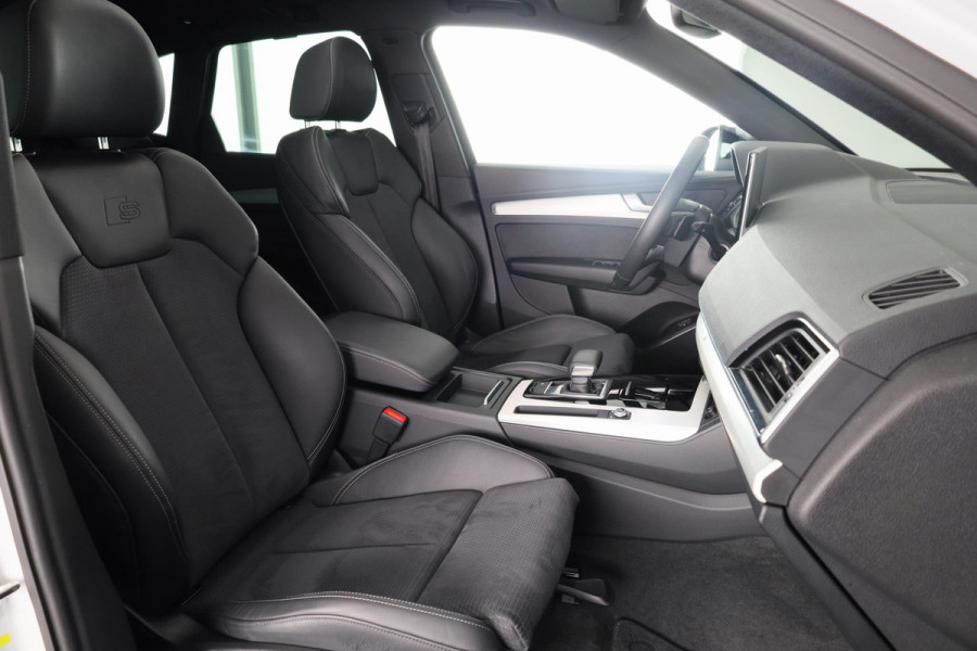 Audi Q5 50 TFSI e S edition 299PK | Panorama dak | Assistentiepakket Tour | Stoelverwarming |