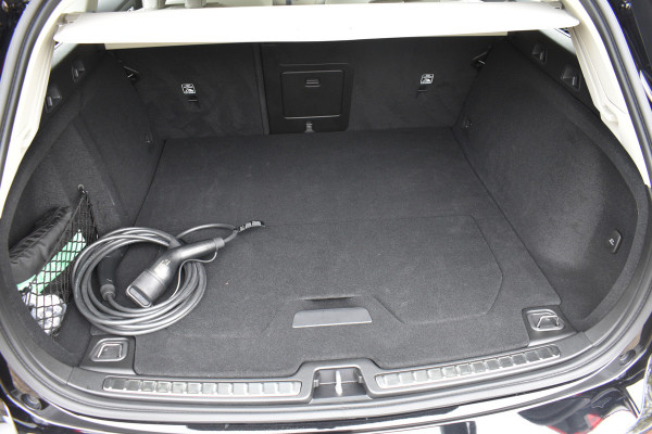 Volvo V60 Recharge T6 AWD 350PK Long Range Plus Dark | Blond lederen bekleding | Ad. Full LED | Verw. Stoelen & stuur