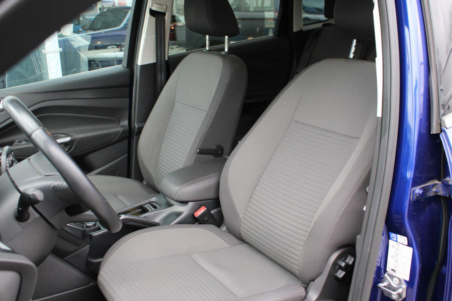 Ford C-MAX 1.5 Titanium | Trekhaak | Climate Control | Navigatie | Cruise Control | Parkeersensoren Voor + Achter |