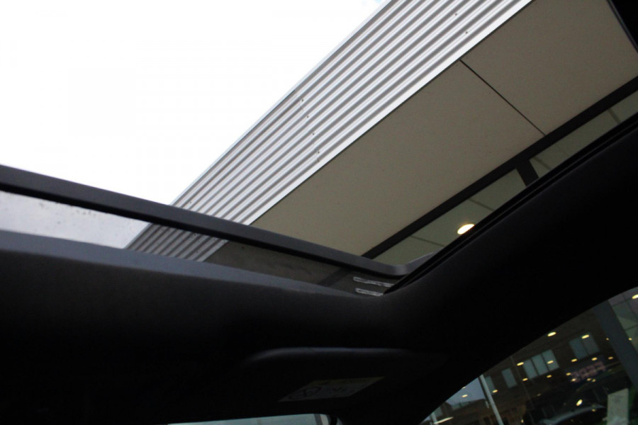 Ford Puma 1.0 EcoBoost Hybrid ST-Line X 125pk | Full option | Panoramadak | Winter Pack | Trekhaak afneembaar | 19 inch lichtmetalen velgen | Bang&Olufsen