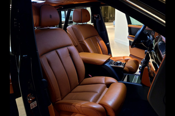 Rolls-Royce Phantom VIII 6.7 V12 Starlight|Coachline|Entertainment|Picknick|Bespoke