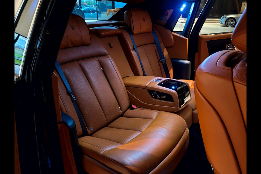 Rolls-Royce Phantom VIII 6.7 V12 Starlight|Coachline|Entertainment|Picknick|Bespoke