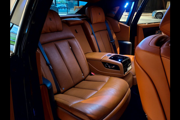 Rolls-Royce Phantom VIII 6.7 V12 Starlight|Coachline|Entertainment|Picknick|Bespoke