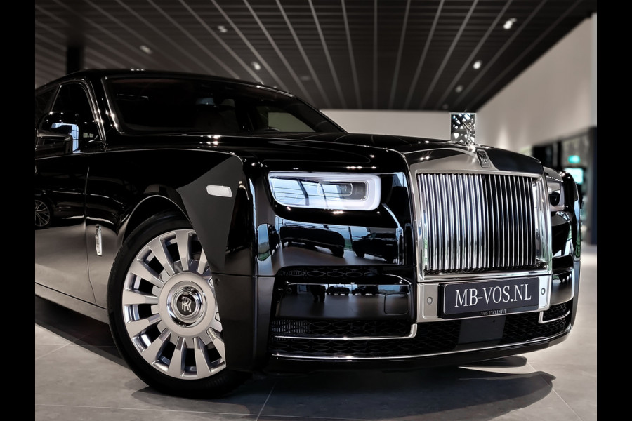 Rolls-Royce Phantom VIII 6.7 V12 Starlight|Coachline|Entertainment|Picknick|Bespoke