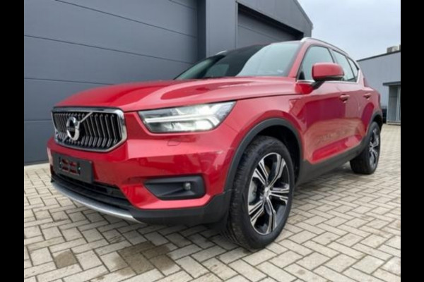 Volvo XC40 T4 Recharge Inscription Expression