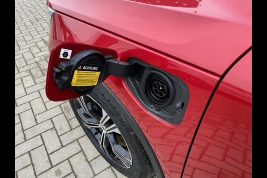 Volvo XC40 T4 Recharge Inscription Expression