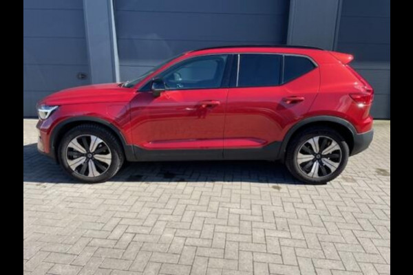 Volvo XC40 T5 Recharge PLUS DARK