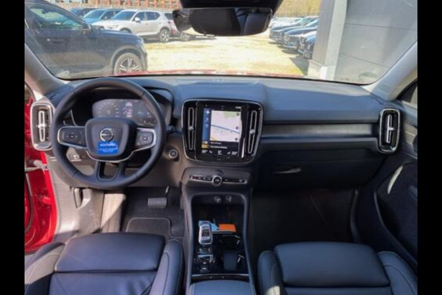 Volvo XC40 T5 Recharge PLUS DARK