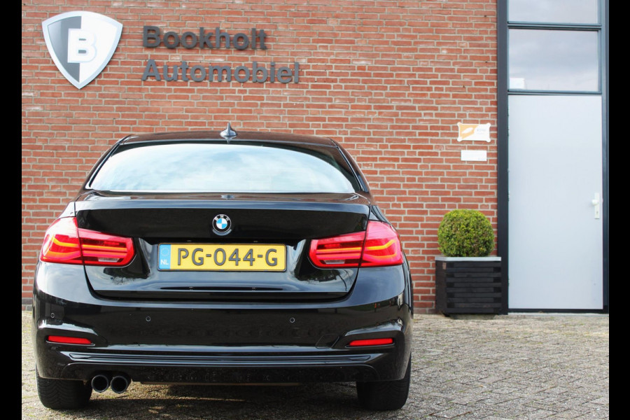 BMW 3-serie 320i Sport Line, Leer, LED, NL-auto met NAP