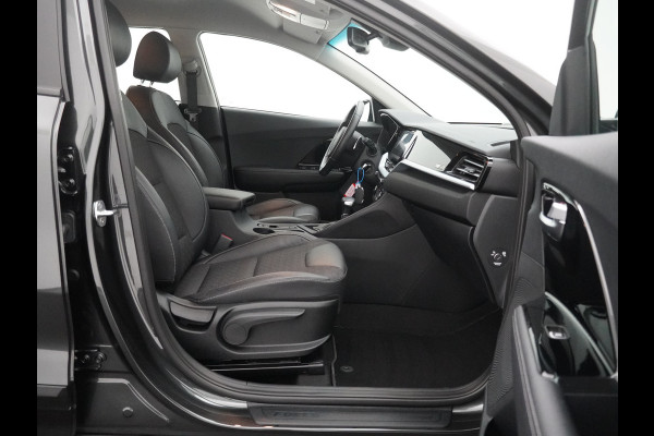 Kia Niro 1.6 GDi Hybrid DynamicLine - Navigatie - Adaptief Cruise Control - Climate Control - Apple/Android Carplay - Fabrieksgarantie Tot 2029