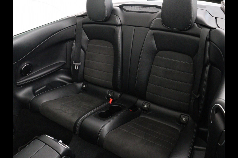 Mercedes-Benz C-Klasse 200 Cabrio AMG FACELIFT (ZOMER AANBIEDING!) (Dealer onderH, Navi Groot, Camera, Nekverwarming, CruiseC, PDC, Etc)