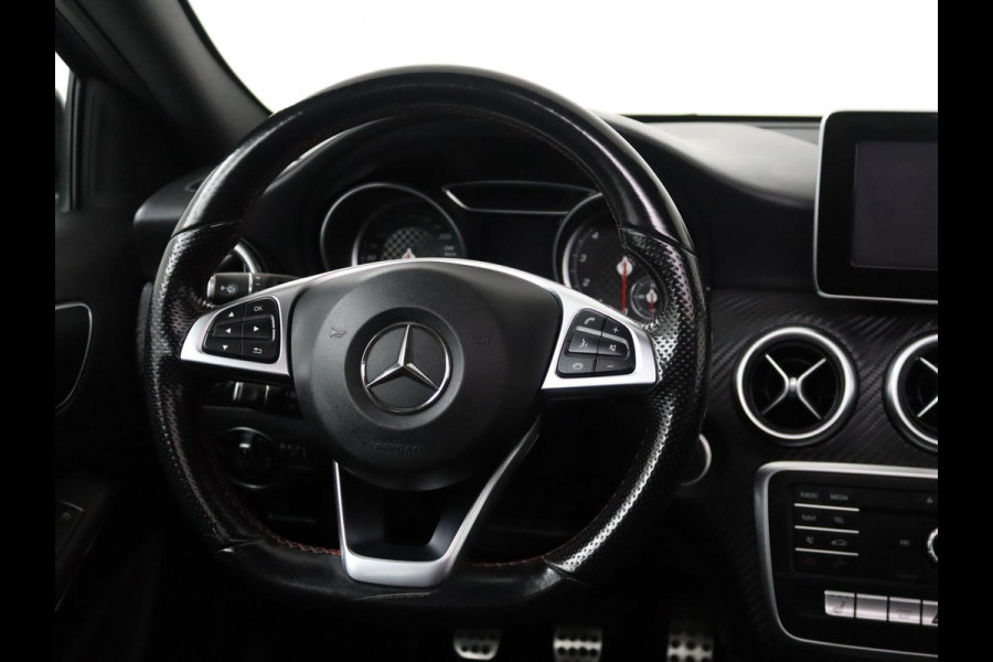 Mercedes-Benz A-Klasse 200 Ambition BTW (Panoramadak, Navi, Sportstoel, AMG pakket, Etc)