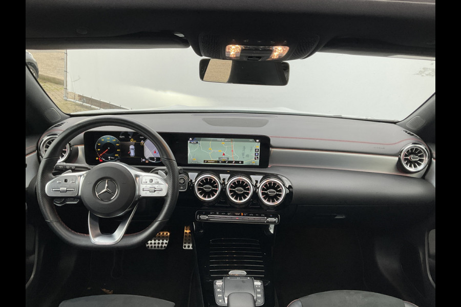 Mercedes-Benz CLA-Klasse 200 164pk AMG Business Solution Shooting Brake