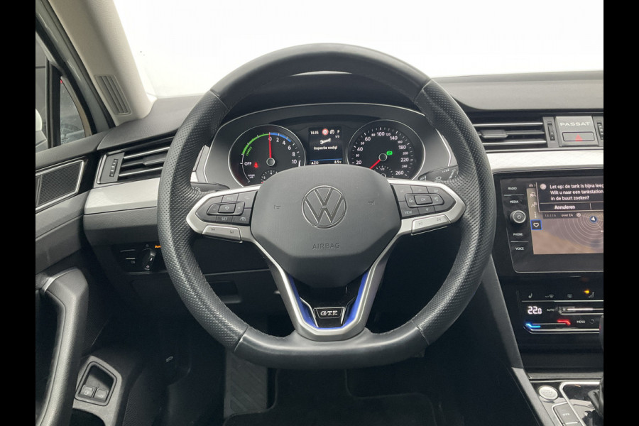 Volkswagen Passat Variant 1.4 TSI 272pk PHEV GTE Matrix Stuur/Stoelverw. Carplay Business Plug-in