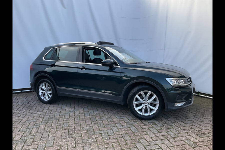 Volkswagen Tiguan 1.4 TSI ACT Highline Automaat Virtual Cock Panoramadak Navi Led Orig.NL