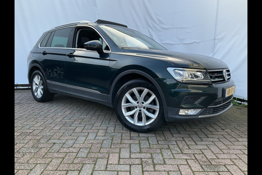 Volkswagen Tiguan 1.4 TSI ACT Highline Automaat Virtual Cock Panoramadak Navi Led Orig.NL