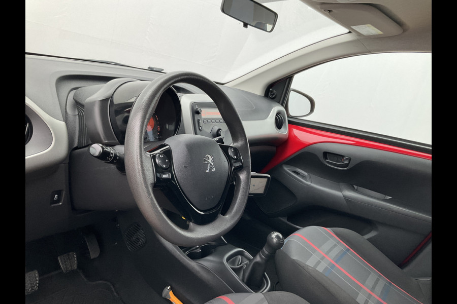 Peugeot 108 1.0 e-VTi 5-deurs Navi Airco led Red Chili Active