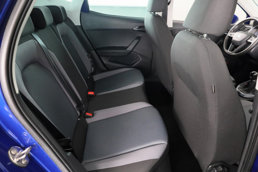 Seat Arona 1.0 TSI Style Business Intense Navigatie | Virtual dasboard | Full-link | Parkeersensoren (Park Assist) | Climatronic
