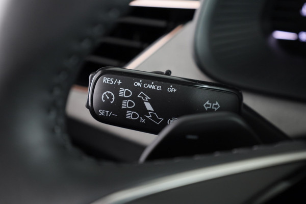 Škoda Kamiq Business Edition 1.0 TSI 115pk DSG-7 automaat | Achteruitrijcamera | Elek. achterklep | Apple CarPlay