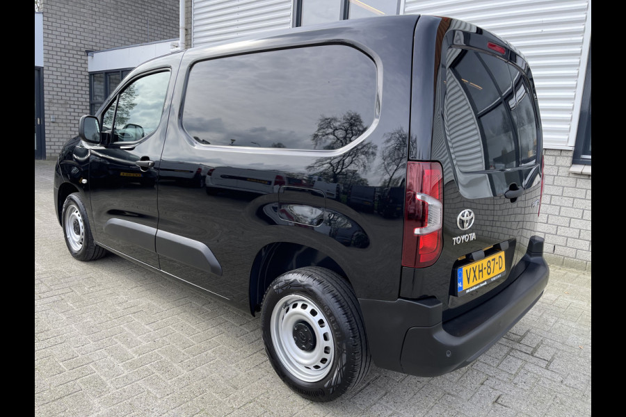 Toyota PROACE CITY 1.5 D-4D 102pk L1H1 Live rijklaar € 19.950 ex btw / fabrieksgarantie tot 30-08-2025 ! / lease vanaf € 366 / airco / cruise / navi / euro 6 / pdc voor en achter !