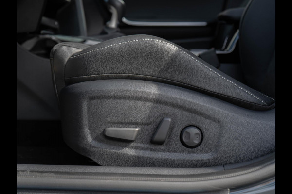 Kia Ceed Sportswagon 1.5 T-GDi GT-PlusLine | Schuif-/kanteldak | Stoel-/stuurverwarming | 17'' | Clima | Navi | JBL