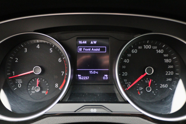Volkswagen Passat Variant 1.4 TSI Comfortline LED, Climate, Cruise, Navigatie, ErgoComfort, PDC, DAB, Trekhaak