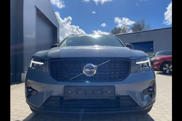 Volvo XC40 T5 Recharge PLUS DARK