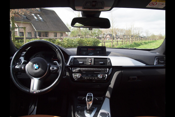BMW 4 Serie Gran Coupé 440i High Executive M-Pakket | Led | Panoramdak | Cruise Control | Bluetooth | Harman Kardon |