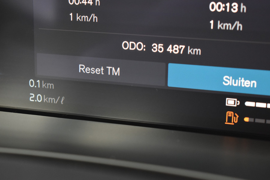 Volvo XC60 Recharge T6 AWD 350PK Plus Dark | BLIS | ACC | 19"LMV | Camera | Leder | Stoelverwarming | Panoramadak |