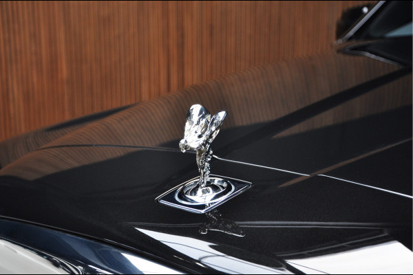 Rolls-Royce Cullinan 6.75 V12 | BESPOKE AUDIO | PANO | Night vision | Koelkast | Massage |