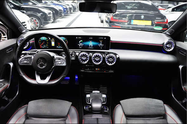 Mercedes-Benz A-Klasse 220 Premium | PANO | BURMESTER | AMBIENT | AMG |