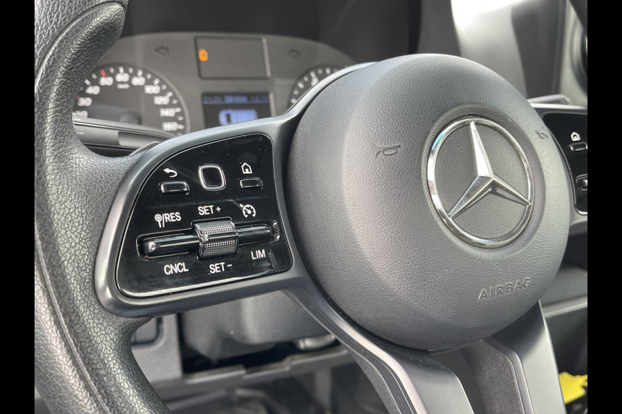 Mercedes-Benz Sprinter 311 2.2 CDI 3.5T / AUTOMAAT / PICK UP / TREKHAAK / AIRCO / CRUISE / CARPLAY