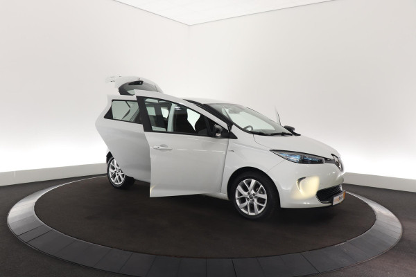 Renault ZOE R110 Limited 41 kWh | Huuraccu | €2.000 Subsidie | Camera | Navigatie | Parkeersensoren | Climate Control