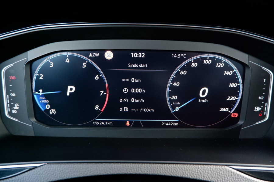 Volkswagen Passat Variant 1.5 TSI Elegance Business | Afn. Trekhaak | Camera | LED | Alcantara | Navi ACC