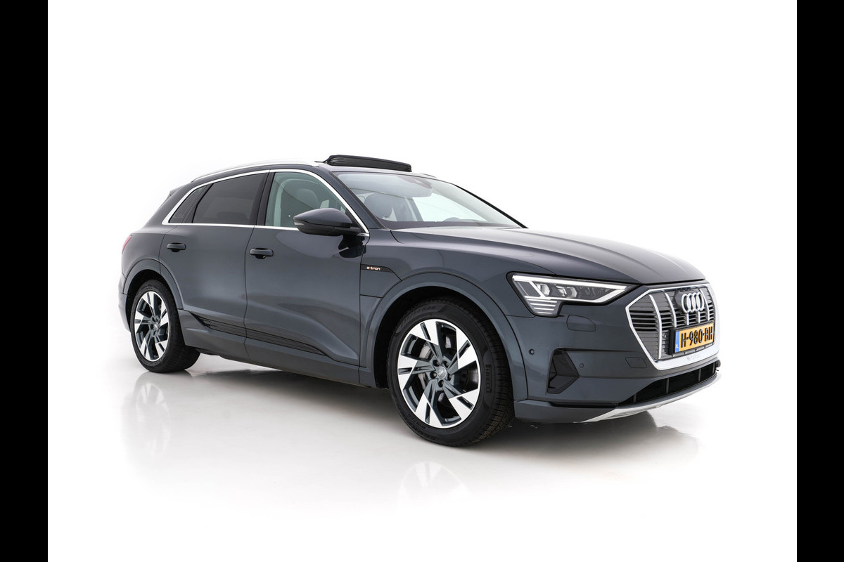 Audi e-tron 50 Quattro Launch-Edition-Plus 71 kWh [3-Fase] (INCL-BTW) *PANO | VIRTUAL-COCKPIT | MILANO-VOLLEDER | FULL-LED | MEMORY-PACK |  KEYLESS | NAVI-FULLMAP | COMFORT-SEATS | 20"ALU*