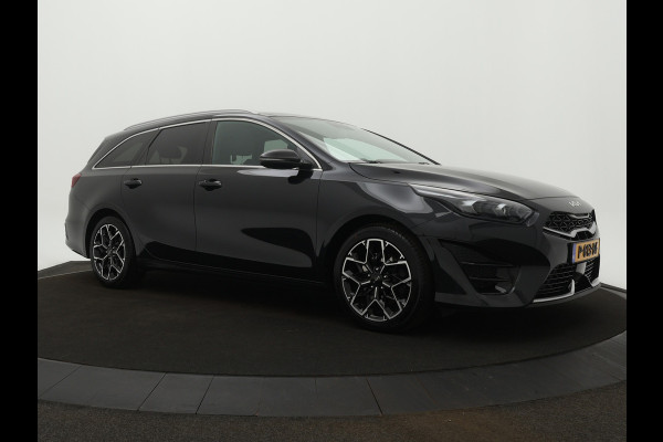 Kia Ceed Sportswagon 1.5 T-GDi GT-Line - Automaat - Panorama dak - Stoel en stuurwiel verwarming - Android Auto/Apple CarPlay - Elektrische achterklep - Fabrieksgarantie tot 02-2029