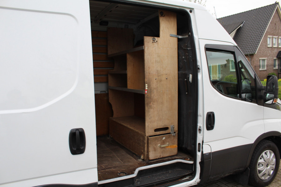 Iveco Daily 35S13V L2H2 Himatic Automaat ✓3-zits ✓imperiaal ✓3500KG trekhaak ✓airco