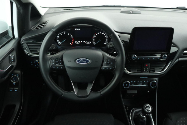 Ford Fiesta 1.0 EcoBoost Titanium (NAVIGATIE, CAMERA, ADAPTIVE CRUISE, PDC, 1e EIGENAAR, GOED ONDERHOUDEN)