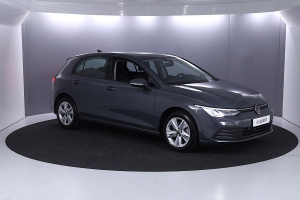 Volkswagen Golf 1.0 TSI Life 110PK | Verlengde fabrieksgarantie | Navigatie | Parkeersensoren |