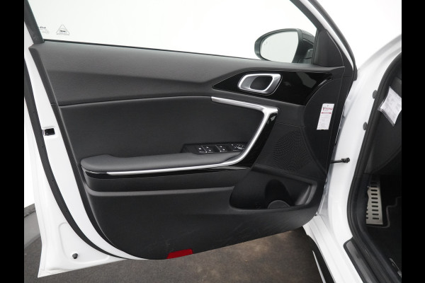 Kia ProCeed 1.5 T-GDi GT-Line 160pk. Automaat - LED Koplampen - Adaptief Cruise Control - Navigatie- Climate Control - Apple/Android Carplay - Fabrieksgraantie Tot 2030