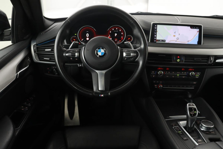 BMW X6 xDrive50i M-Sport | Schuifdak | Head-Up | Stoel & stuurverwarming | Adaptive cruise | Leder | Trekhaak | Navigatie | Memory | Keyless | Full LED | Standkachel