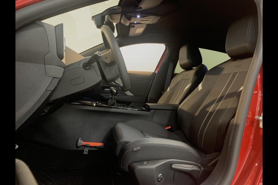 Opel Astra 1.2 Turbo Level 4 GS-Line 130 PK | Navigatie | 360° camera | AGR bestuurdersstoel | Bluetooth | Stoel- en stuurwielverwarming