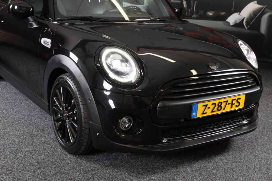 MINI Mini 1.5 BLACK EDITION / AUT/ Navi / Ecc / Leder / Cruise Control / Sportstoelen / Stoelverwarming / Pdc / Led / 17 Inch