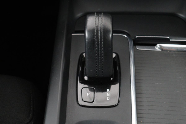 Volvo V60 2.0 B3 Momentum Advantage | Carplay | Navigatie | Camera | Full LED | Climate contol | PDC | Cruise control | DAB+
