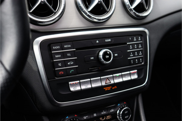 Mercedes-Benz CLA-Klasse Shooting Brake 220 **Sportstoelen/Harman Kardon/Night/Pano/Trekhaak/Carplay**