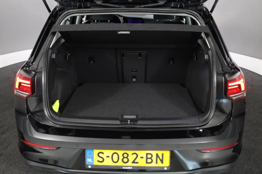 Volkswagen Golf 1.0 TSI Life 110 pk | Verlengde garantie | Navigatie | Parkeersensoren | Adaptieve cruise control | LED koplampen