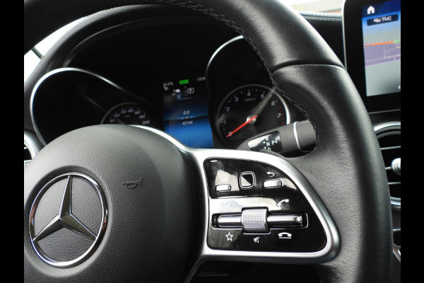 Mercedes-Benz GLC 300e 4MATIC Premium NAVI/CAMERA/LED/18"LMV!