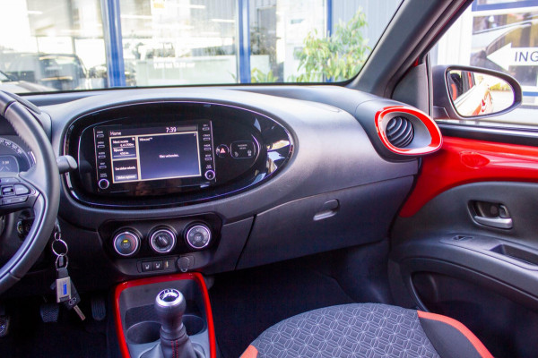 Toyota Aygo X 1.0 VVT-i MT Pulse | Prijs rijklaar incl. 12 mnd garantie | Bluetooth Stoelverwarming Apple/Android carplay