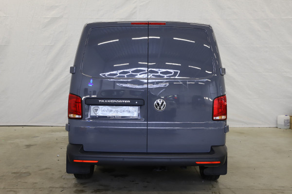 Volkswagen Transporter 2.0 TDI 110pk L1H1 Navigatie Airco PDC Bijrijdersbank