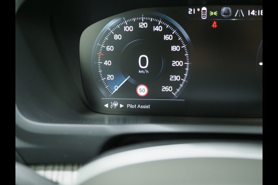 Volvo XC90 2.0 T8 Recharge AWD Inscription | Panoramadak | Harman Kardon | Luchtvering | Pilot Assist | 360